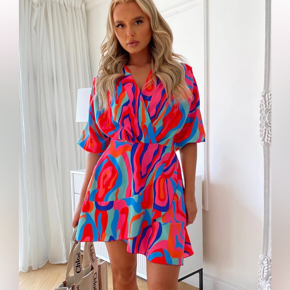 🔥Elegant Vibrant Multicolor Dress